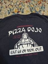 Camisa Vintage Y2k Abercrombie Banida Wong Brothers Pizza Dojo Muscle Tamanho 2XL , usado comprar usado  Enviando para Brazil