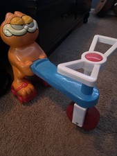 RARO GARFIELD Kids Ride On Scooter Vintage Engraçado comprar usado RARO GARFIELD Kids Ride On Scooter Vintage Engraçado comprar usado  Enviando para Brazil