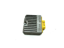 Regolatore tensione regulator usato  Frattaminore