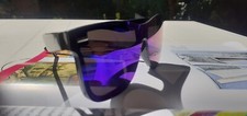 Occhiali sole unisex usato  Cerveteri