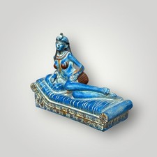 Statue reine égyptienne d'occasion Statue reine égyptienne d'occasion  Expédié en France