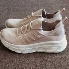 Womans skechers bobs for sale  HASTINGS