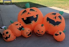 Halloween 8.5 long for sale  Mills