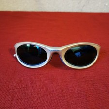 Lunettes soleil oakley d'occasion  Paris XVIII