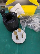 Plugue de lâmina reta industrial Hubbell Hbl8451C 50Amp 250VAC 3 pólos 4 fios comprar usado  Enviando para Brazil