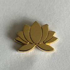 Pin gold lotus d'occasion  Expédié en Belgium