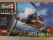 Revell model helicopter d'occasion  Expédié en Belgium