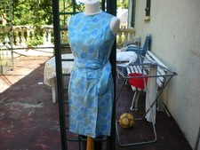 Robe faite main d'occasion  Sedan