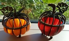 Conjunto de 2 castiçais vintage de metal enjaulado vidro soprado abóbora laranja doce vermelho comprar usado  Enviando para Brazil