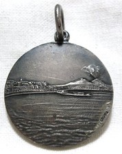 MEDAGLIA ARGENTO 1953 I CONCORSO DELLA CANZONE CIRCOLO BANCO DI NAPOLI GRIPPA comprar usado  Enviando para Brazil
