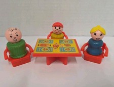 Mesa de jantar Fisher Price Little People década de 1960 vintage mãe pai criança 3 cadeiras comprar usado  Enviando para Brazil