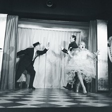 Impresión Foto Analógica Cabaret El Bola Blanca Show Comic 1960 30X30cm, usado comprar usado  Enviando para Brazil