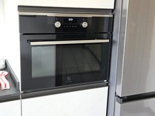 Electrolux microonde combinato usato  Malnate