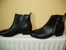 Bottines femme cuir d'occasion  Thuré