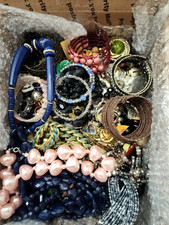 9 libras 8,4 oz contas de joias vintage até hoje pinos artesanato revenda caixa taxa fixa média comprar usado  Enviando para Brazil