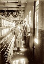 Foto negativa de vidrio de la era 1900 mujeres trabajadoras textil fábrica trabajo duro Amesbury MA, usado segunda mano  Embacar hacia Argentina