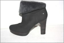 Ugg bottines boots d'occasion  La Roche-Posay