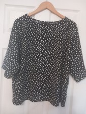 B183 ladies top for sale B183 ladies top for sale  LUTON