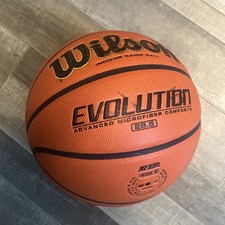Wilson evolution composite for sale  Lowell