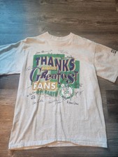 Camiseta Boston Celtics Vintage Autografada Anos 80, Grande, Ponto Único comprar usado Camiseta Boston Celtics Vintage Autografada Anos 80, Grande, Ponto Único comprar usado  Enviando para Brazil