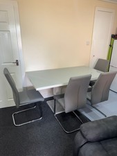 Dining table 6 for sale  HAYES