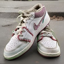 Nike girls air for sale  Mendenhall