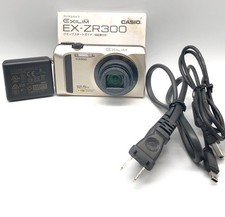 Câmera Digital Compacta Casio Exilim EX-ZR300 16.1 Mega Pixels Dourada Do Japão comprar usado Câmera Digital Compacta Casio Exilim EX-ZR300 16.1 Mega Pixels Dourada Do Japão comprar usado  Enviando para Brazil