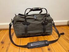 Usado, Bolsa de viagem Filson pequena couro verde lontra freio Max Bagagem de mão comprar usado  Enviando para Brazil