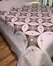 Large heavy quilt for sale  Saginaw