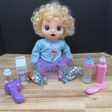 Boneca interativa Baby Alive Happy Hungry Baby Hasbro rosto macio loira encaracolada 2018 comprar usado  Enviando para Brazil