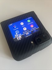Smartphone motorola razr usato  Milano