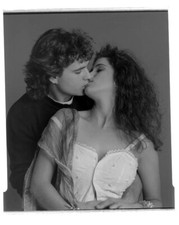 Usado, The Lost Boys Jason Patric beijando Jami Gertz 5x4 Vintage Estúdio Negativo 1987 comprar usado  Enviando para Brazil