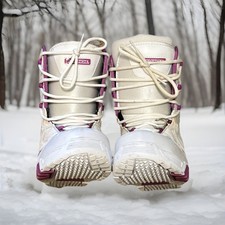 Womens avalanche snowboard for sale  Springfield