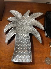 Usado, Bandeja de servir palmeira de alumínio decoração mesa prato fundido 15” X 12” tropical comprar usado  Enviando para Brazil