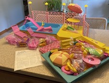 2 Mattel 1988 BEACH BLAST BARBIE POOL PATIO SET 1 Construído Outro Desmontado Leia comprar usado  Enviando para Brazil