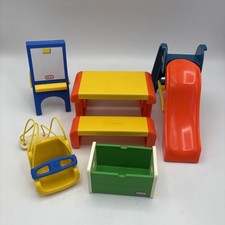 Little Tikes balanço, escorregador, cavalete, mesa de piquenique, caixa de brinquedos (M) comprar usado Little Tikes balanço, escorregador, cavalete, mesa de piquenique, caixa de brinquedos (M) comprar usado  Enviando para Brazil