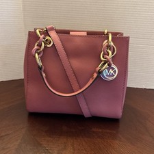Bolsa de ombro Michael Kors rosa com corrente dourada e alça longa capa de poeira comprar usado  Enviando para Brazil