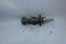 Y21279 pompa freno usato  Ferrara