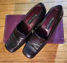 Etienne aigner women for sale  Fairfield