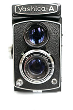 Vintage yashica medium for sale Vintage yashica medium for sale  WEST BYFLEET