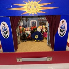 TEATRO DE TÍTERES - 10 títeres, 4 escenarios, original hecho a mano de REPÚBLICA CHECA segunda mano  Embacar hacia Mexico