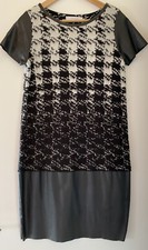 Vestito kaos lana usato  Treviso