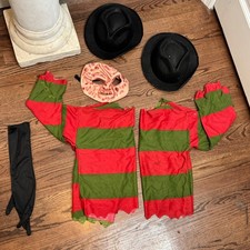 Costume freddy krueger usato Costume freddy krueger usato  Spedire a Italy