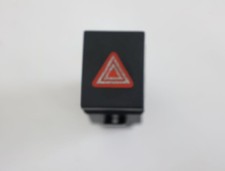 Usado, Interruptor de advertencia de peligro VW POLO 9N 68802 comprar usado Usado, Interruptor de advertencia de peligro VW POLO 9N 68802 comprar usado  Enviando para Brazil