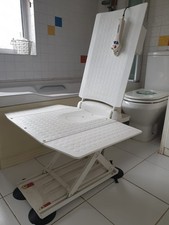 Aquatec beluga bathlift for sale  AMERSHAM