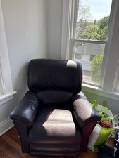 Comfortable recliner for sale  Buffalo