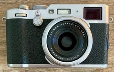 Fujifilm x100f silver usato  Vigonovo