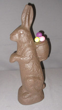 Boneco vintage de cerâmica 17" falso chocolate coelho da Páscoa com cesta de ovos comprar usado  Enviando para Brazil