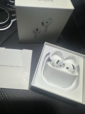 Airpod 4th generation d'occasion  Expédié en Belgium