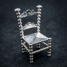 Usado, Deslumbrante cadeira miniatura antiga de prata maciça comprar usado  Enviando para Brazil